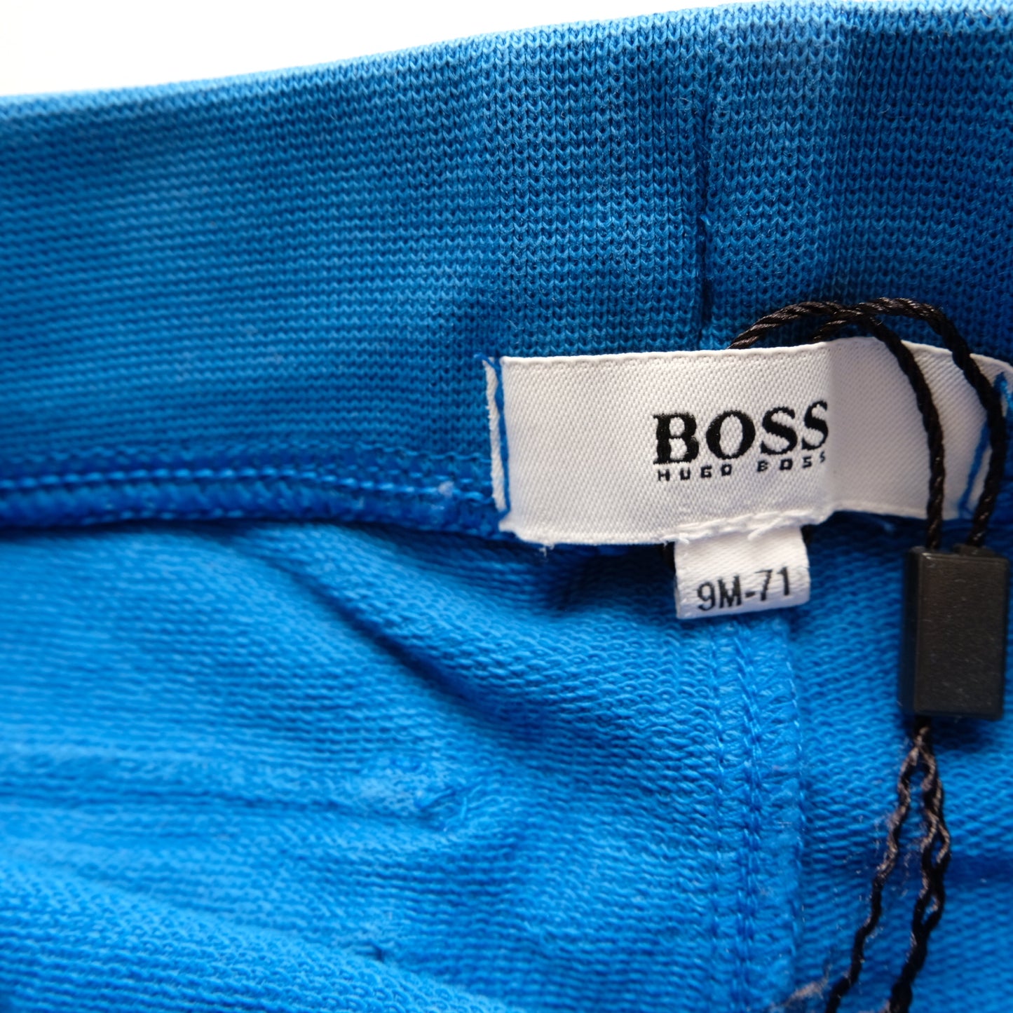 Short BOSS - 9 mois (71 cm)