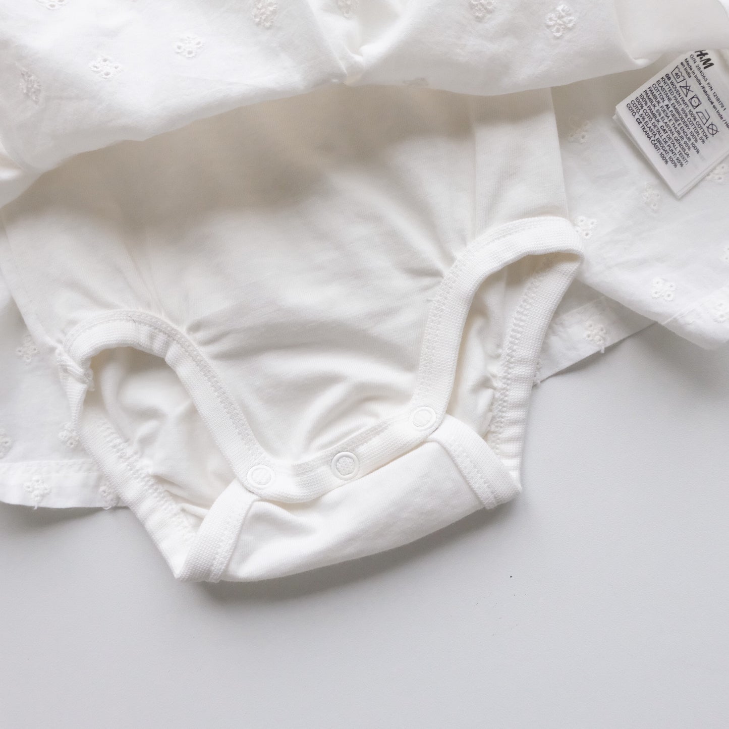 Robe H&M - 1 mois (56 cm)