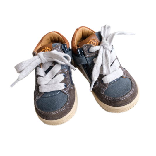 Baskets Stones and Bones - Pointure 20