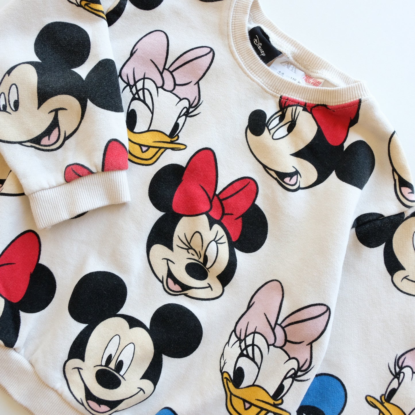 Sweat Zara x Disney - 5 ans (110 cm)