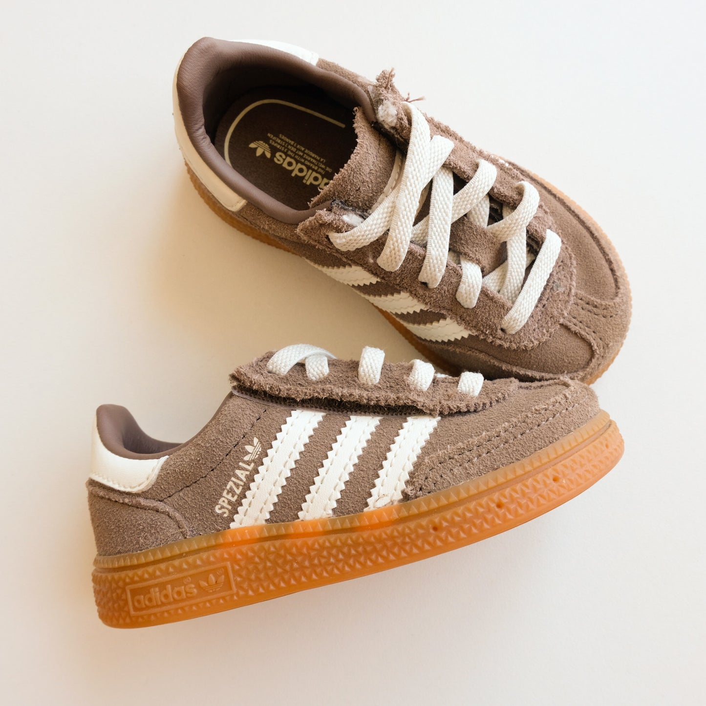 Basket Adidas - Pointure 23
