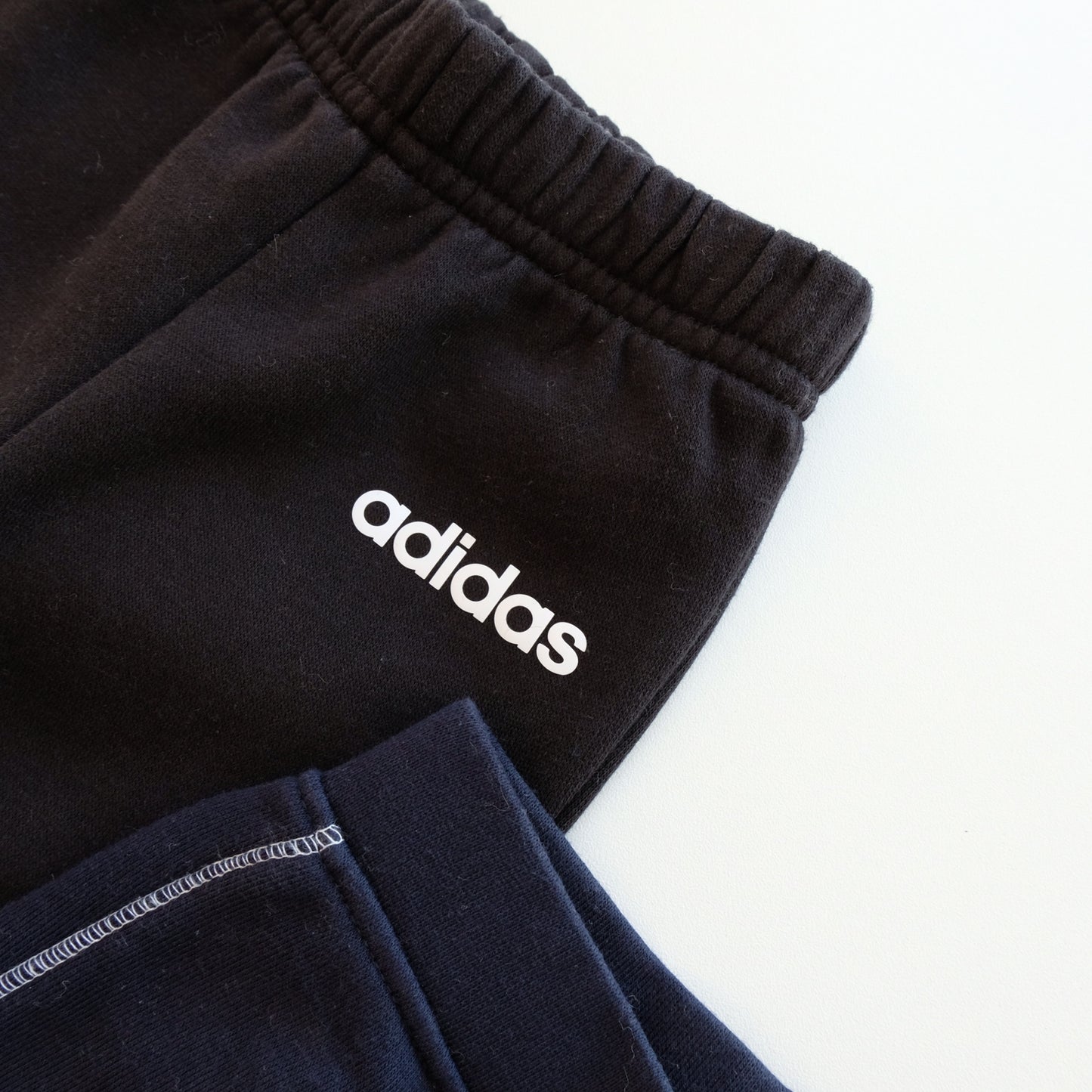 Lot de 2 jogger BOSS / Adidas - 6 mois (68 cm)