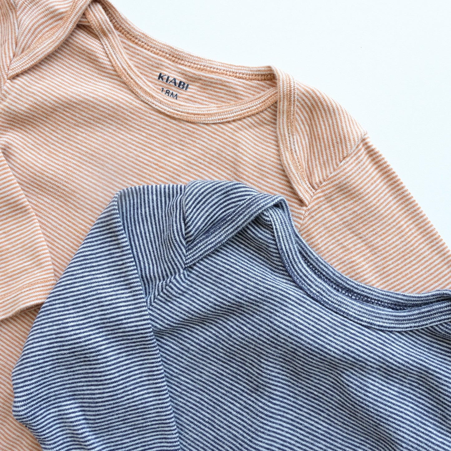 Lot de 2 bodies Kiabi - 18 mois